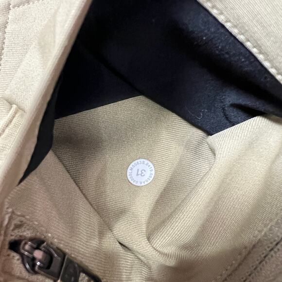 Lululemon ABC 5- Pocket Pant Classic Fit SIZE 31 x 32 Sand Warpstreme Chino - Picture 3 of 10